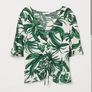 H&M • Cream Green Floral • Drawstring Crop Top • Size 2